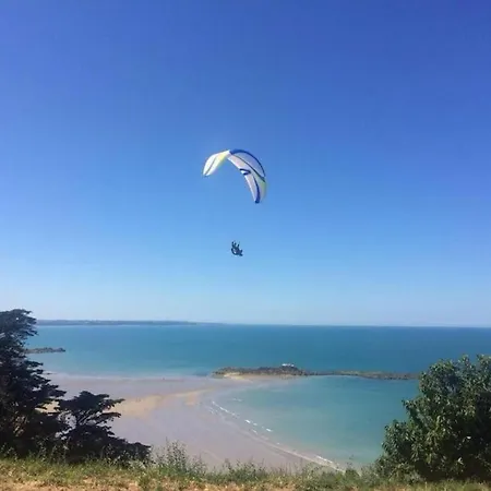 Magnifique Vue Mer, & Gr34 Plérin